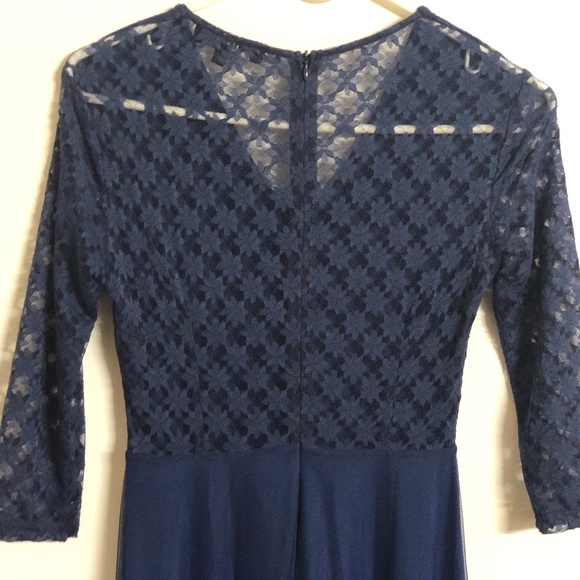 Dress - Picture 5 of 6